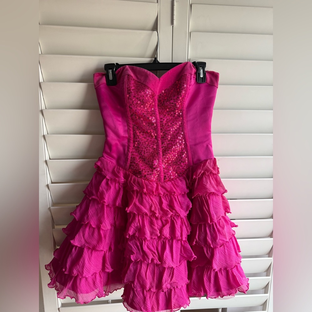 Betsey Johnson Fuchsia Strapless Dress sequin